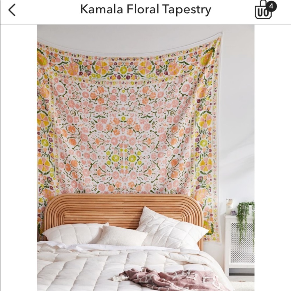 URBAN OUTFITTERS KAMALA FLORAL TAPESTRY